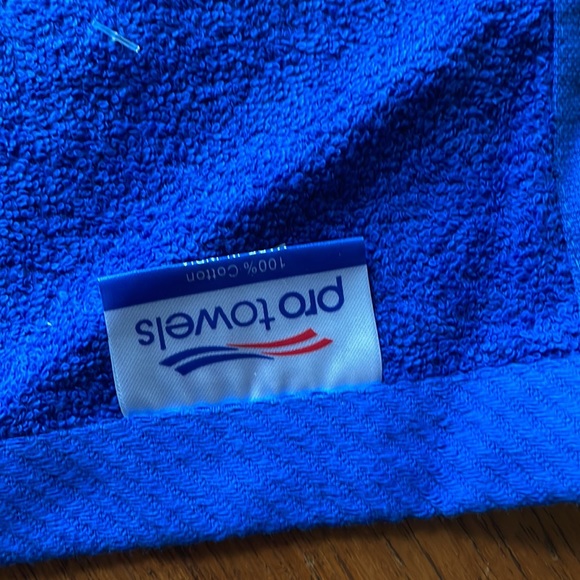 NWT Sweat towel - Picture 7 of 7